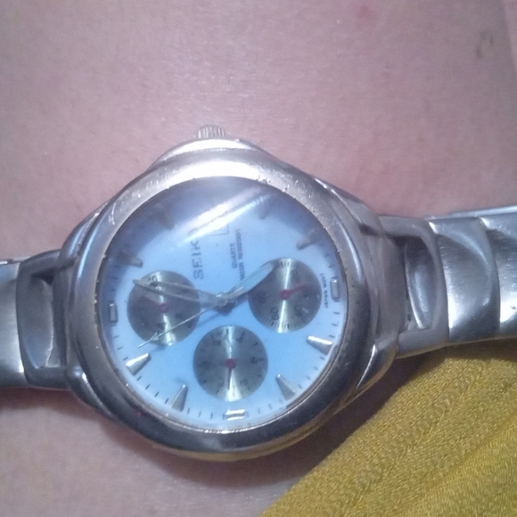 Seiko - Picture 2 of 3